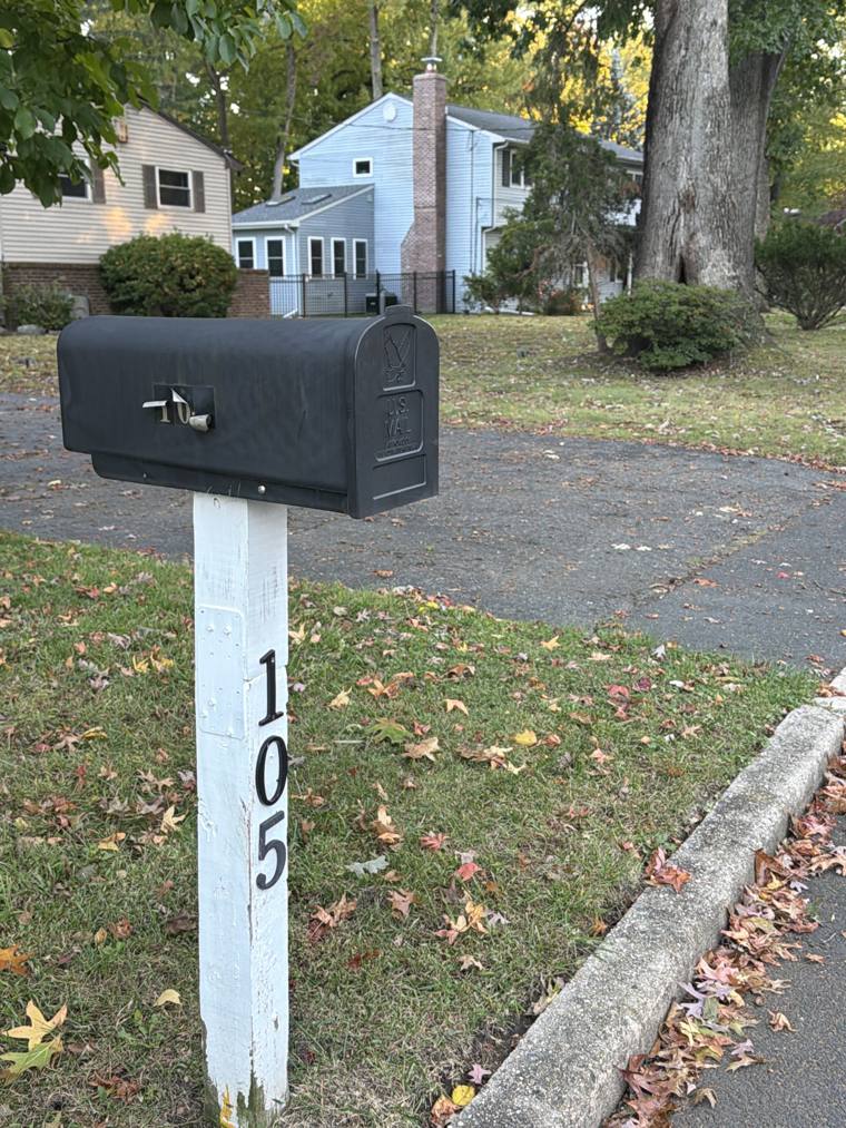 Mailbox 105 on Dr. UV's walk