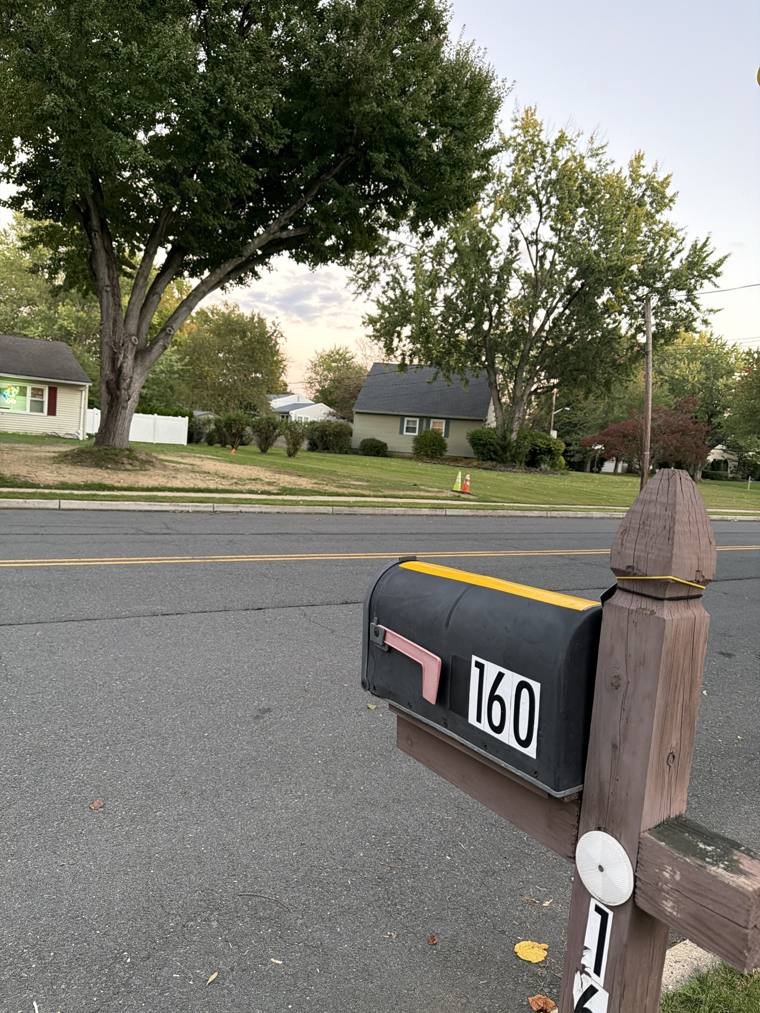 Mailbox 160 on Dr. UV's walk